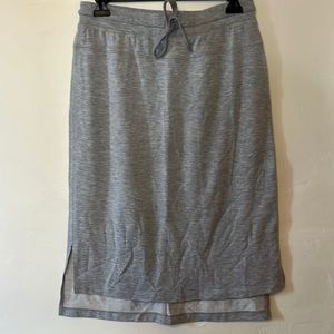 Gray knee-length Skirt, Size Small, Casual